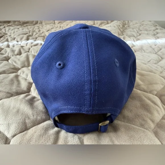 Fear of God ESSENTIALS
Los Angeles Dodgers 9FORTY Cap - Picture 5 of 8